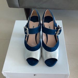 MiuMiu Peep Toe pumps